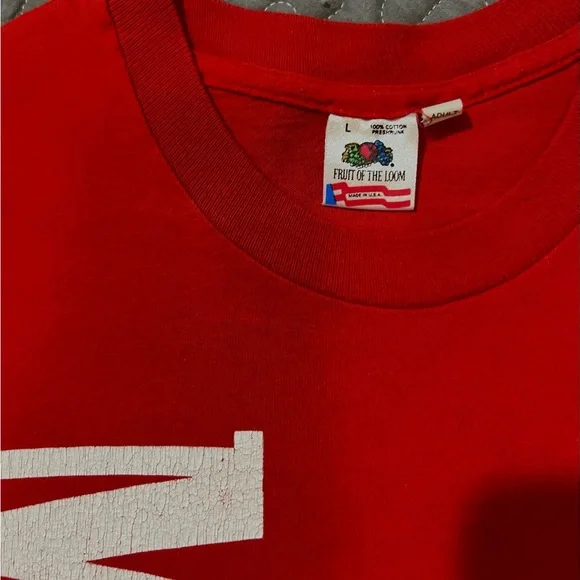 VNTG Marlboro pocket t-shirt - Picture 2 of 3